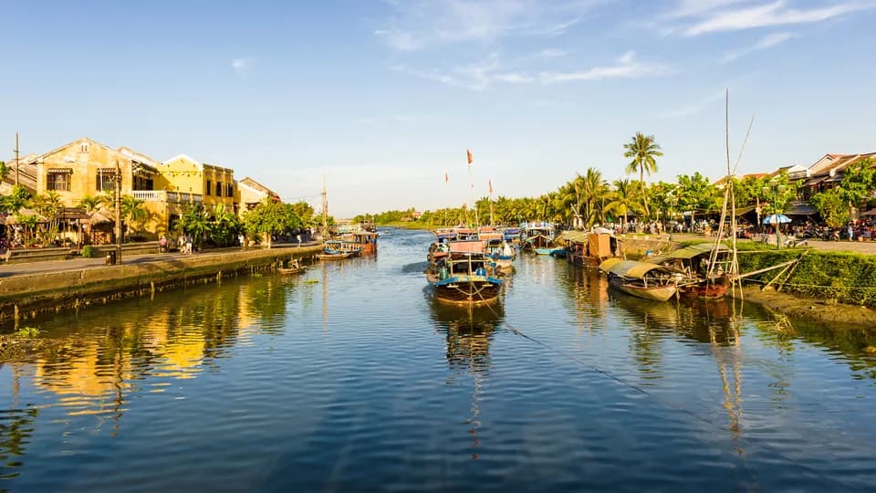 Rộn ràng hương sắc mùa hè miền Trung