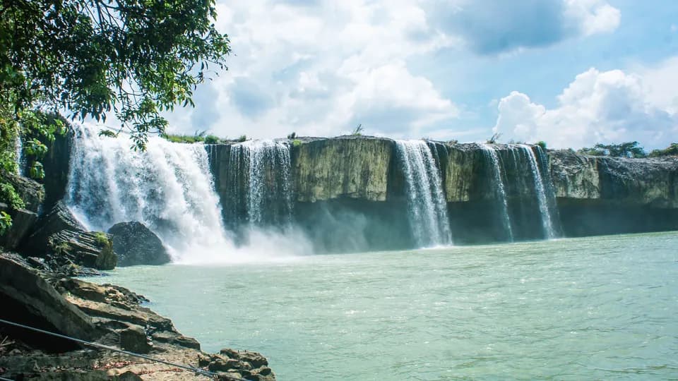 Đuổi cò trên dòng Serepok