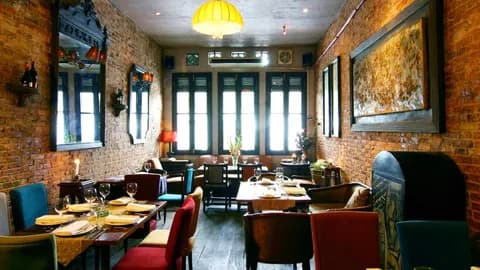 Lạc Thái - Thiên đường ẩm thực Thái trong con hẻm nhỏ trên phố Sài Gòn 