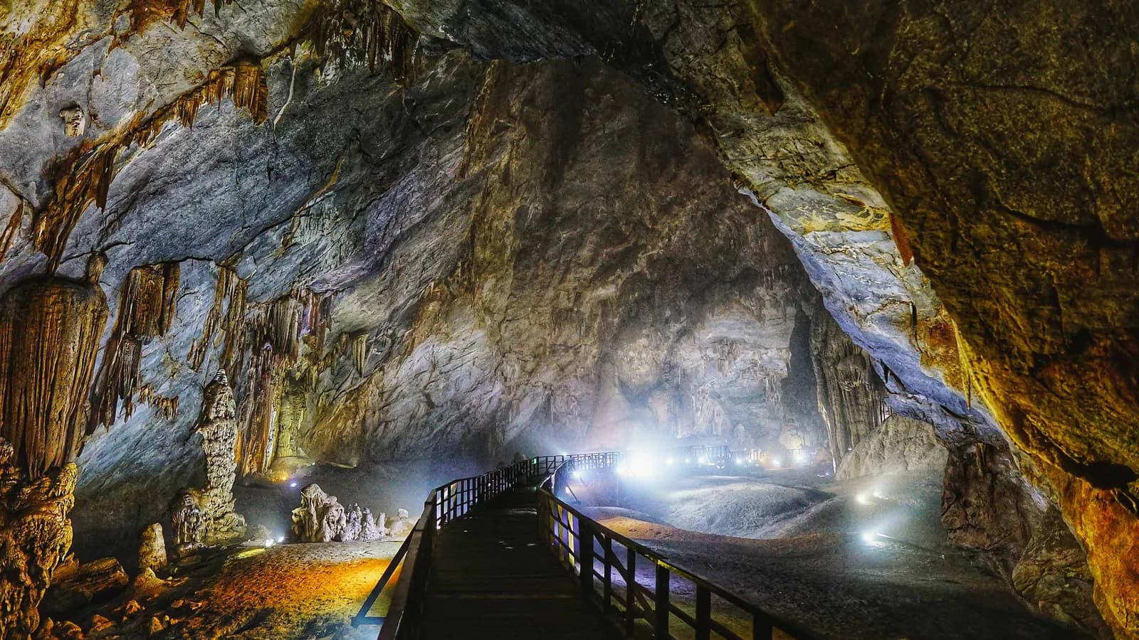Động Thiên Đường – Sự kỳ diệu của thời gian