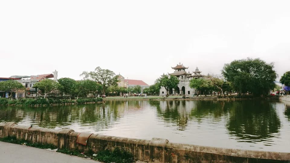 Hành trình đến Phát Diệm trong màn sương sớm