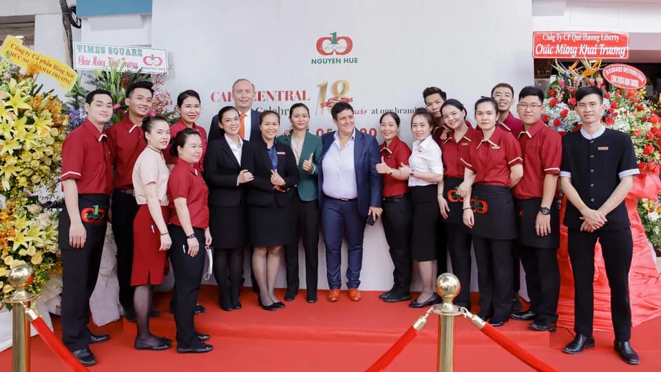 Khám phá trải nghiệm “Ẩm thực từ tình yêu” tại địa điểm mới của Café Central Nguyễn Huệ