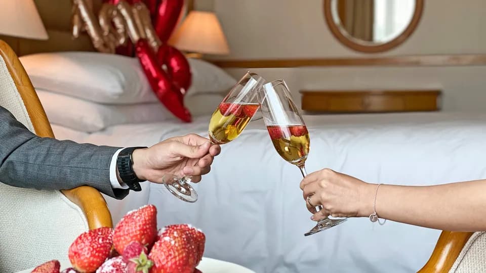 Cơ hội vàng nhận siêu ưu đãi từ khách sạn Renaissance Riverside Saigon trong mùa hè này 