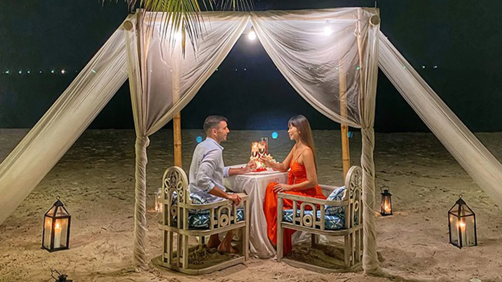 Siêu mẫu Hà Anh cùng chồng Tây kỉ niệm ngày cưới tại resort đẳng cấp nhất Việt Nam