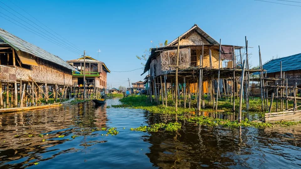 Lênh đênh hồ Inle