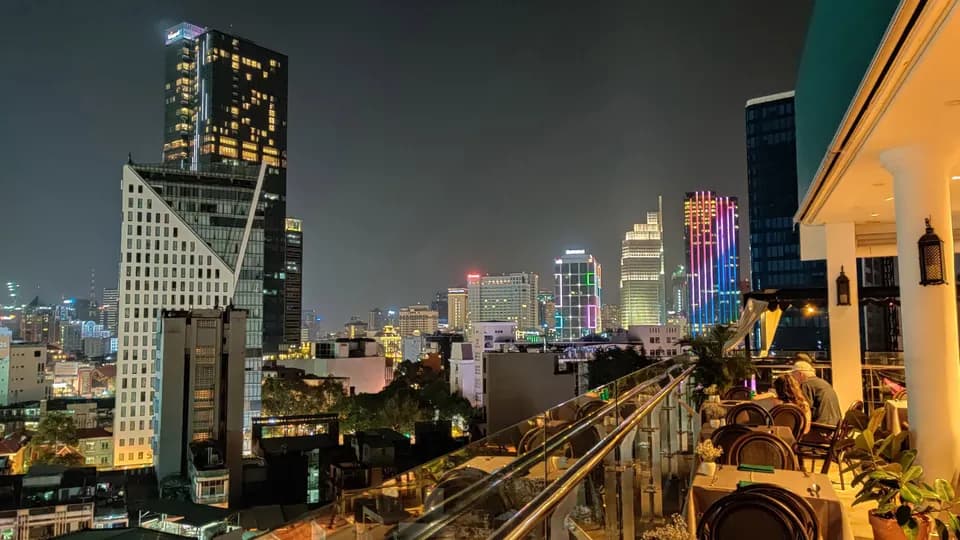 Uống Saigon Cider thỏa thích cùng WisePass tại Búp Sky Lounge & Restaurant