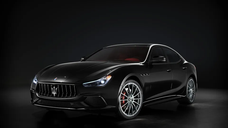 Maserati Việt Nam chính thức giới thiệu mẫu xe Ghibli Ribelle phiên bản giới hạn