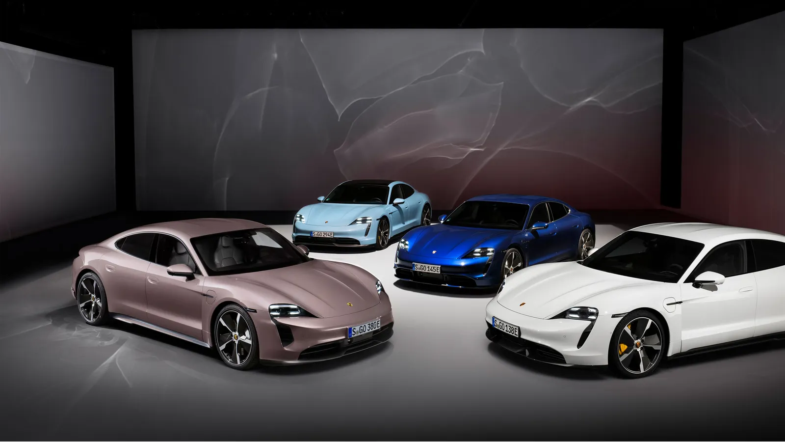 Porsche mở rộng danh mục dòng xe điện Taycan