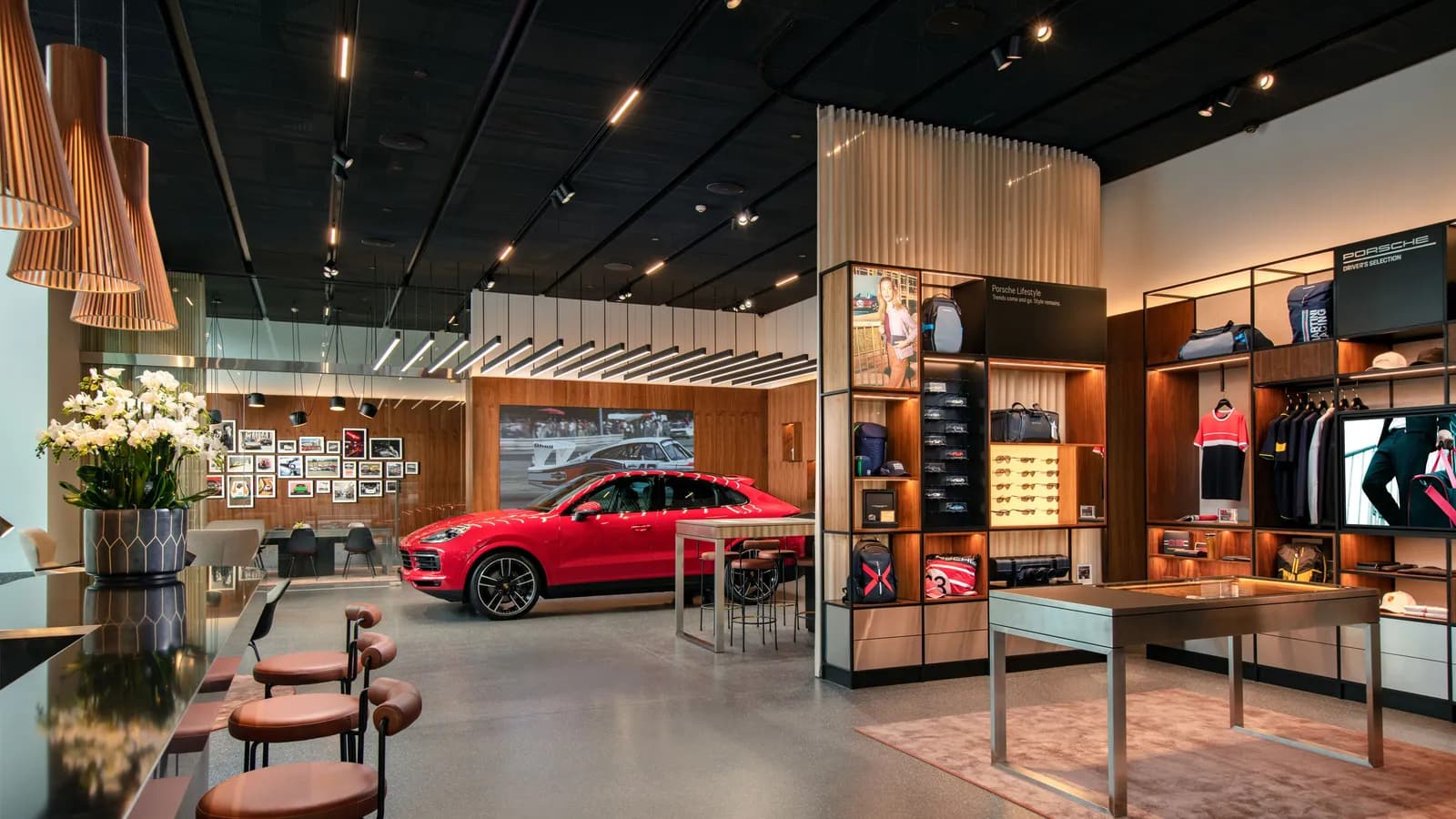 Porsche Studio chính thức ra mắt tại Hà Nội