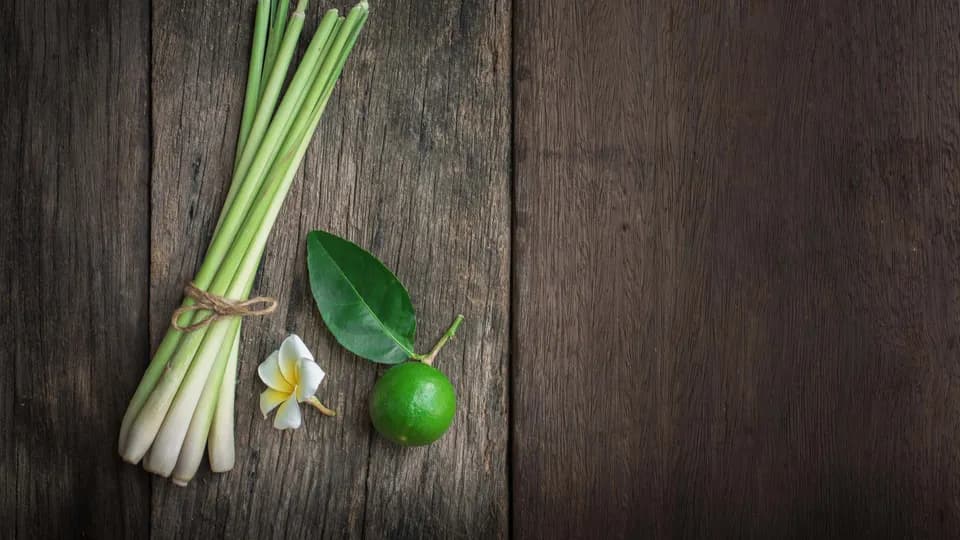 6 cách làm nước xông hơi đẹp da thư giãn tại nhà từ nguyên liệu tự nhiên