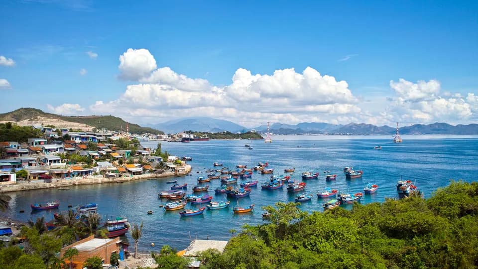 Khám phá những làng chài nổi tiếng nhất Việt Nam