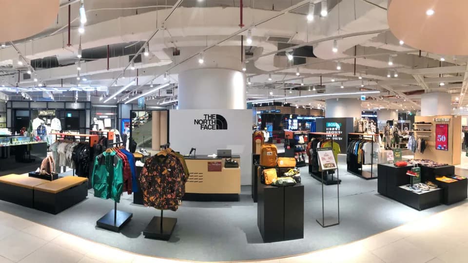 The North Face khai trương gian hàng tại Lotte Centre Hà Nội 