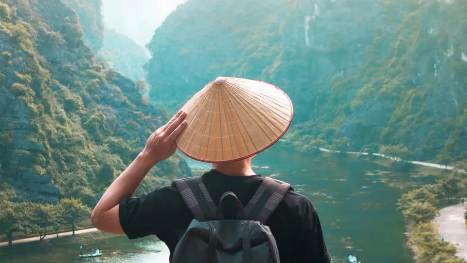 Việt Nam mở cửa du lịch từ 15/03, du khách cần lưu ý những điều gì?