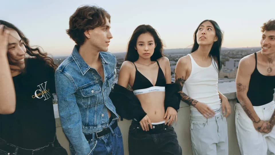 Jennie BLACKPINK xuất hiện trong chiến dịch "All Together" của Calvin Klein 