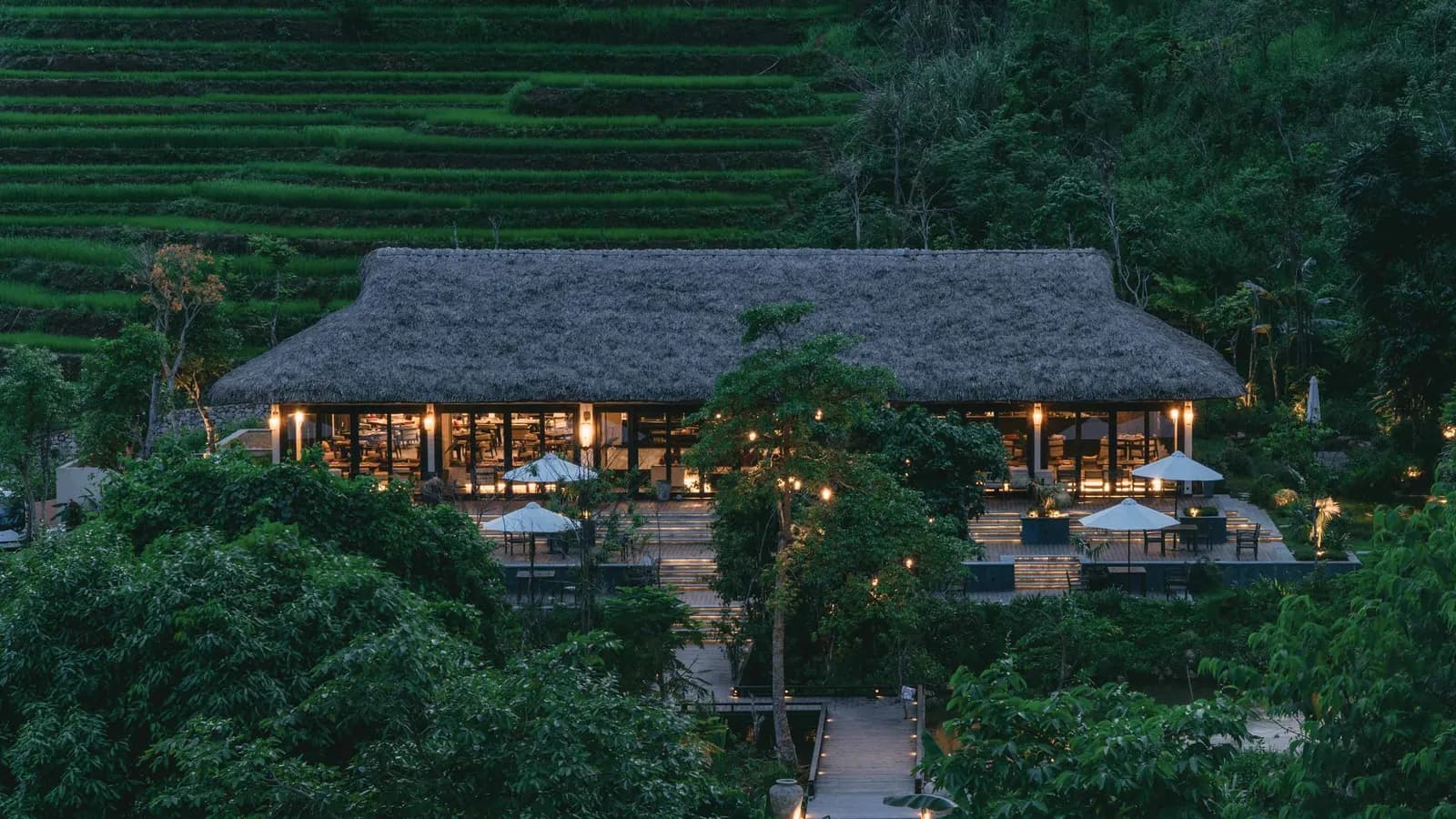 Avana Retreat: Nhà hàng Green Chili - Trải nghiệm ẩm thực giữa núi rừng Tây Bắc