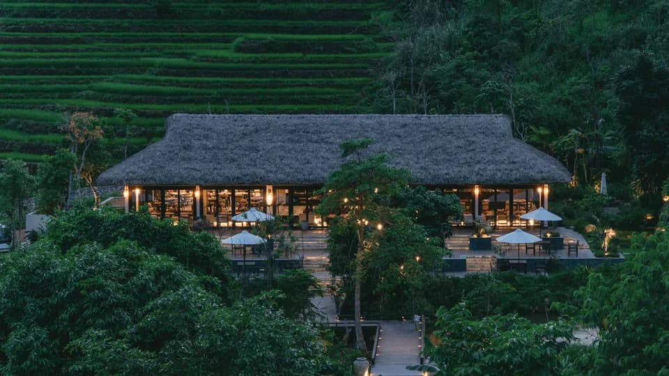 Avana Retreat: Nhà hàng Green Chili - Trải nghiệm ẩm thực giữa núi rừng Tây Bắc