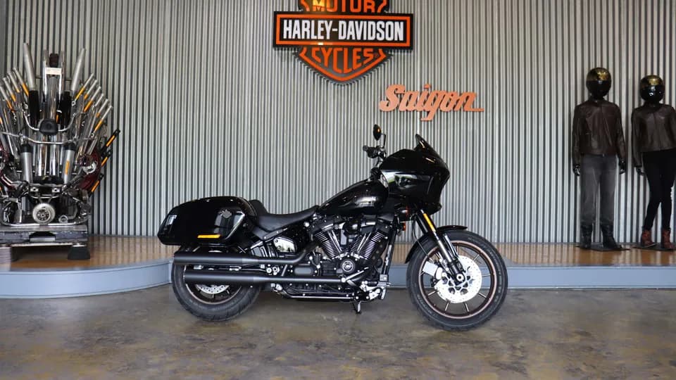 Harley-Davidson Low Rider ST 2022: Động cơ mạnh mẽ, hiệu suất vượt bậc