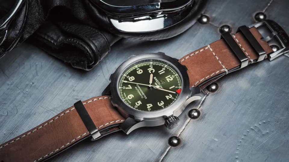 Breitling - Di sản trăm năm và hành trình chinh phục bầu trời