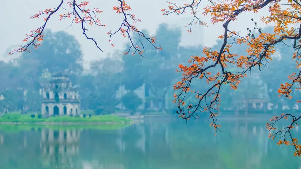 Thổn thức trước khoảnh khắc trời Hà Nội vào thu
