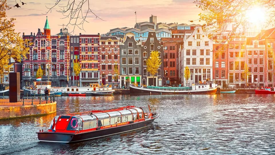 Thành phố Amsterdam: 10 điều có thể bạn chưa biết về thủ đô của Hà Lan