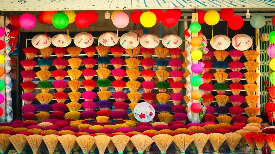 Tết về trên làng hương Thuỷ Xuân 
