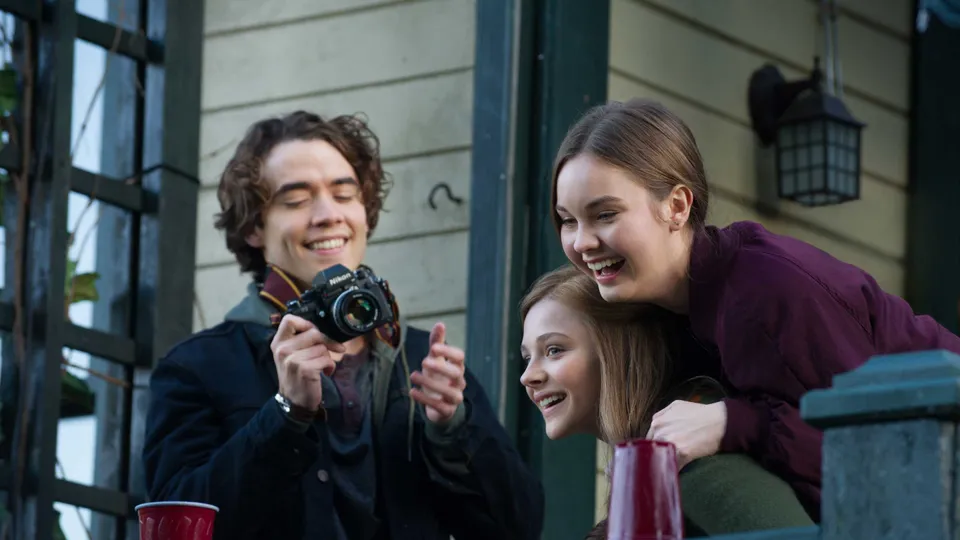 If I Stay: Bản cello về tình yêu thiêng liêng 