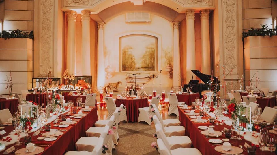 Ghi lại giai thoại tình yêu cùng Renaissance Riverside Hotel Saigon 