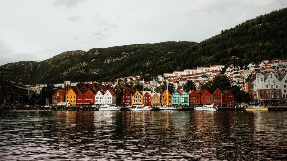 Bergen: Bâng khuâng trước vẻ đẹp của thành phố mưa rào