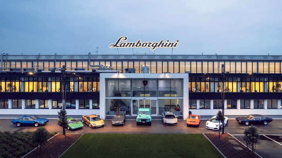 Automobili Lamborghini - Hành trình 60 năm phát triển của nhà máy và những tên tuổi siêu xe 