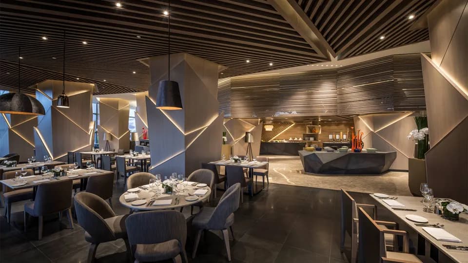 InterContinental Nha Trang chiến thắng 5 giải thưởng tại World Luxury Awards 2023