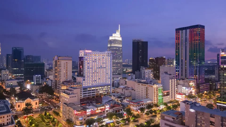 Sheraton Saigon Hotel & Towers chính thức đổi tên gọi mới