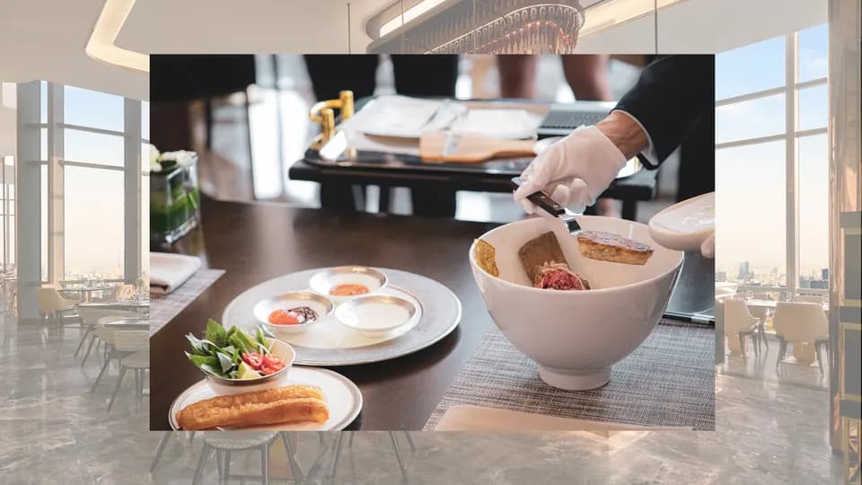 Nhà hàng Oriental Pearl: Sự trở lại của “Phở King”