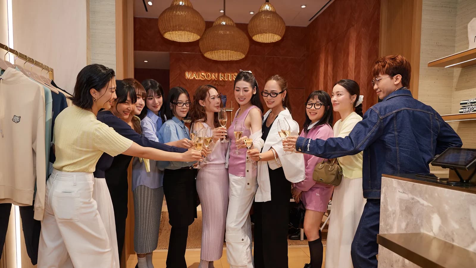 Maison Kitsuné giới thiệu BST “Baby Fox” tại Hà Nội