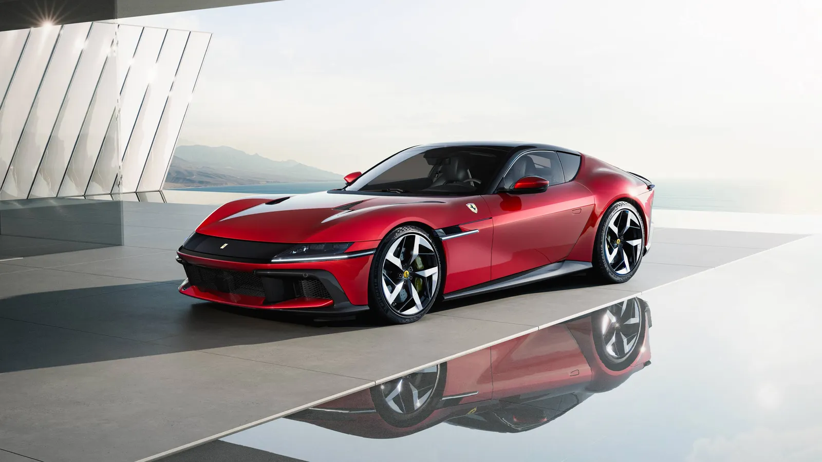 Ferrari 12Cilindri: Tuyên ngôn V12 thuần khiết giữa bão xe điện