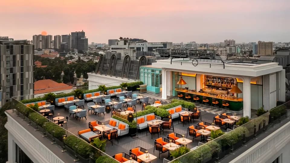 Mai Sky: Khám phá đêm Sài Gòn thi vị 