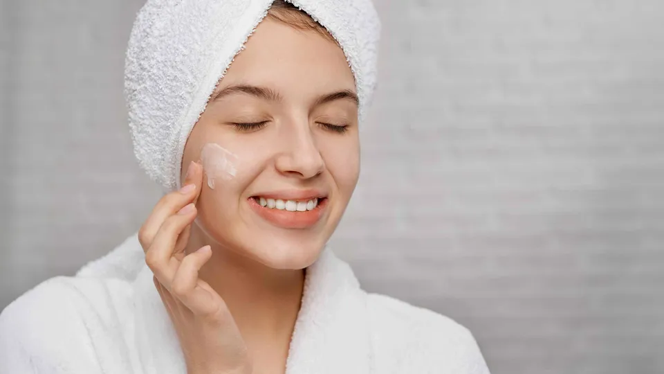 Phục hồi và nuôi dưỡng làn da với xu hướng làm đẹp skin cycling