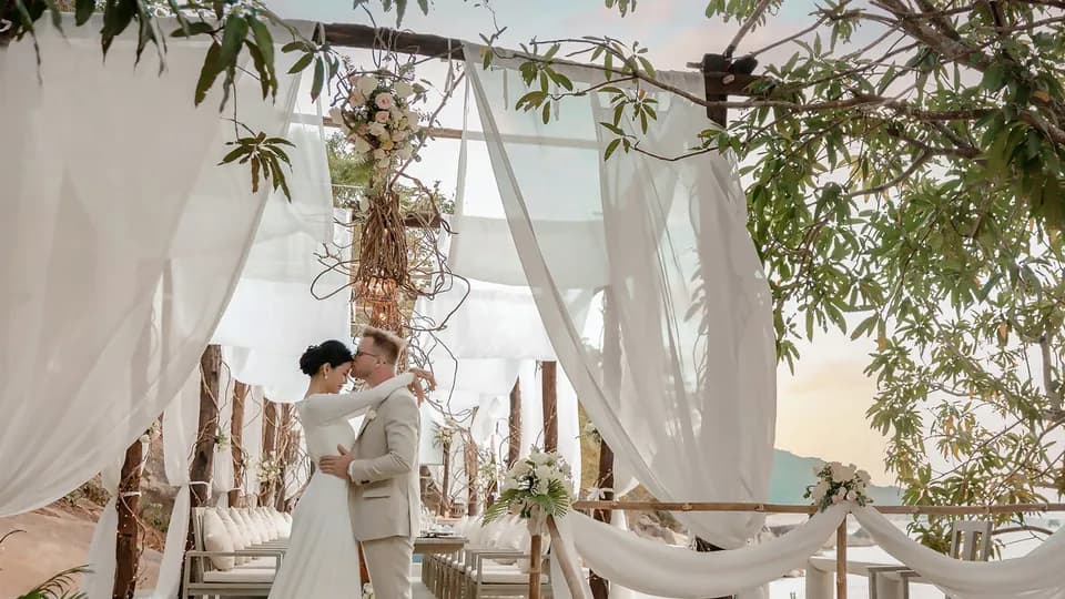 Destination wedding và tuyên ngôn “để tình yêu lên tiếng theo cách riêng”