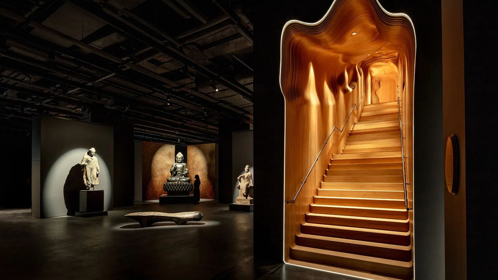 Christie's, Sotheby's, Phillips và Bonhams tăng cường chiến lược phát triển tại châu Á