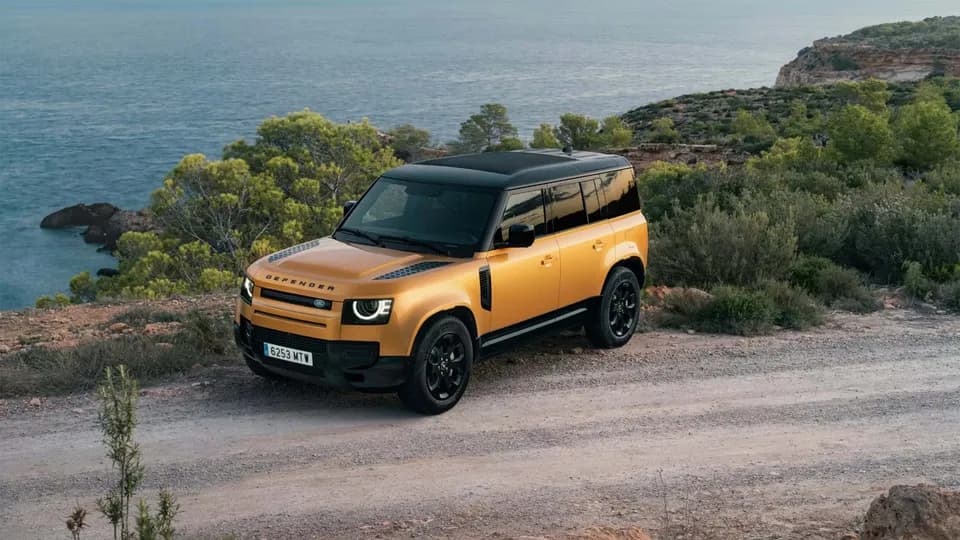 Defender Eivissa Limited Editions: Cảm hứng từ đảo thiên đường Tây Ban Nha