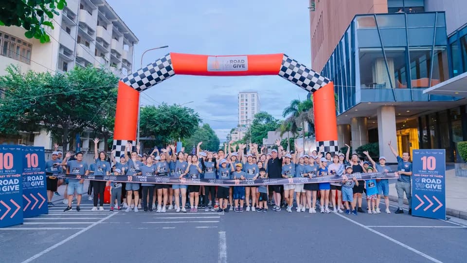 Hành trình nhân ái Road to Give 2024: Chạy bộ vì nụ cười trẻ thơ