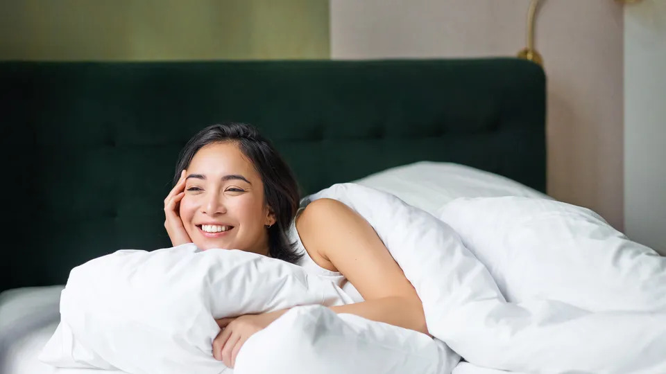 Những mẹo bạn cần biết để có giấc ngủ ngon trong khách sạn