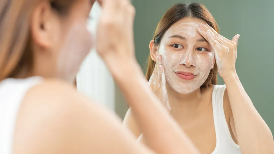 Bí quyết chăm sóc làn da tuổi 20 cho vẻ đẹp tươi trẻ lâu dài