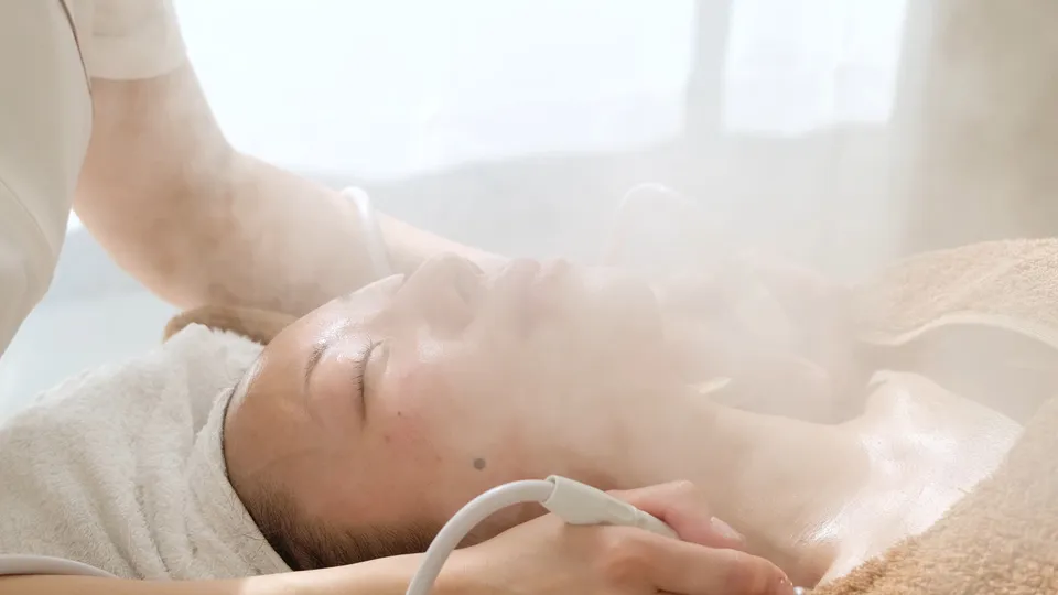 Những điều bạn cần biết về xông hơi mặt