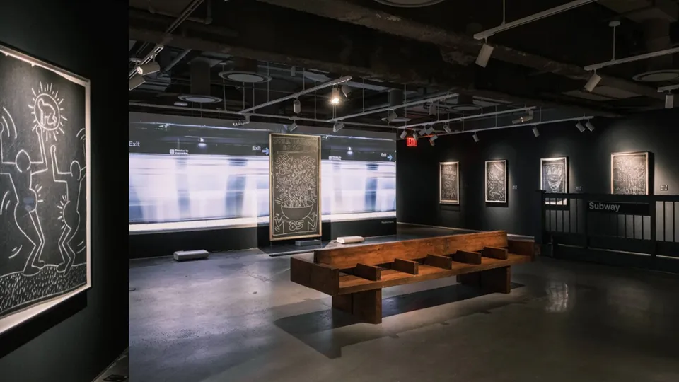 Triển lãm “tàu điện ngầm New York” trưng bày các tác phẩm của Keith Haring 