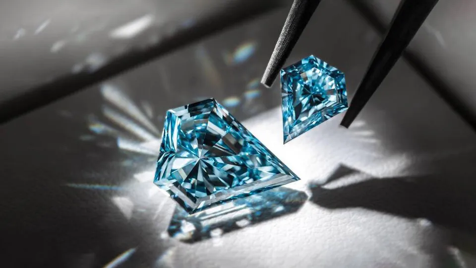 Giải mã “kim cương nuôi cấy” – Lab grown diamonds