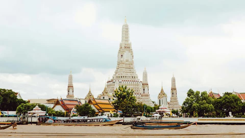 Bangkok là điểm đến Giáng sinh hàng đầu của Agoda năm 2024 