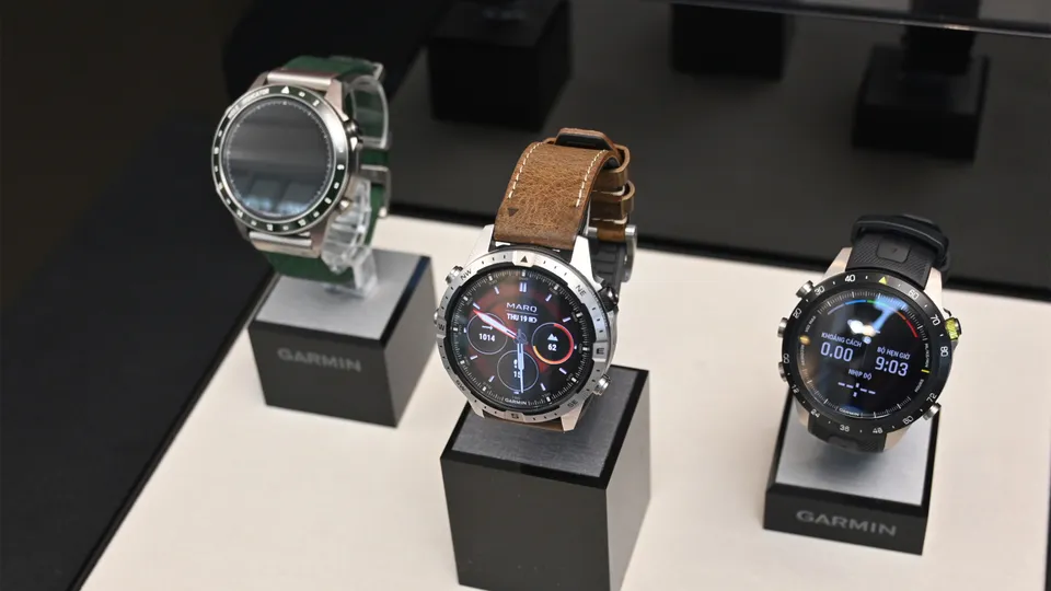 Thưởng lãm Garmin MARQ Adventurer (Gen 2) – Phiên bản Thép Damascus