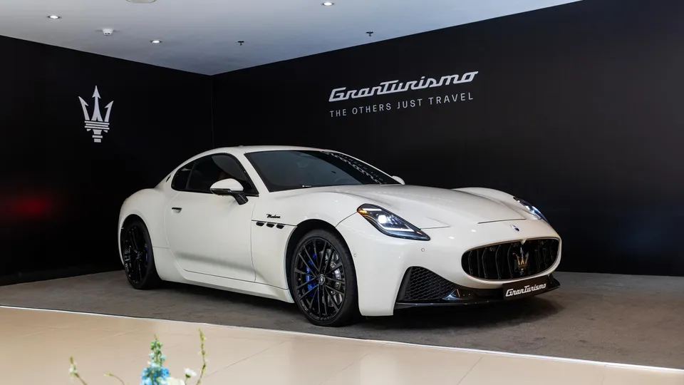 Maserati GranTurismo mới: Khí chất lịch lãm chinh phục mọi ánh nhìn