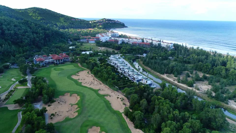 Laguna Lăng Cô ký kết hợp tác cùng câu lạc bộ golf hàng đầu Nhật Bản