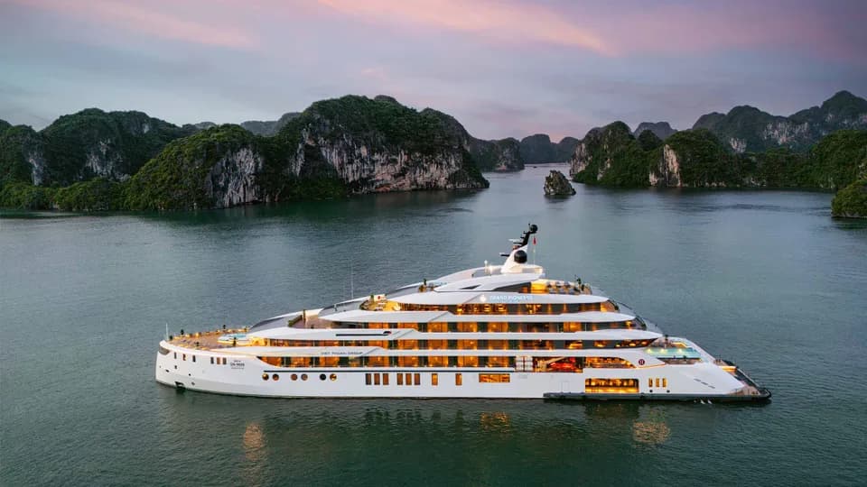 Grand Pioneers Cruise được vinh danh "Hãng du thuyền mới sang trọng tốt nhất Việt Nam" tại Luxury Lifestyle Awards